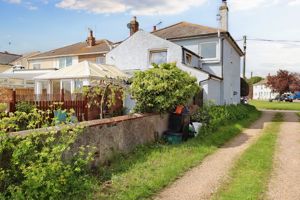 HURST GREEN- click for photo gallery